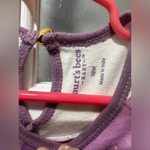 Burt’s Bees Floral Romper - Picture 4 of 6